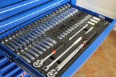 socket set with torque wrench