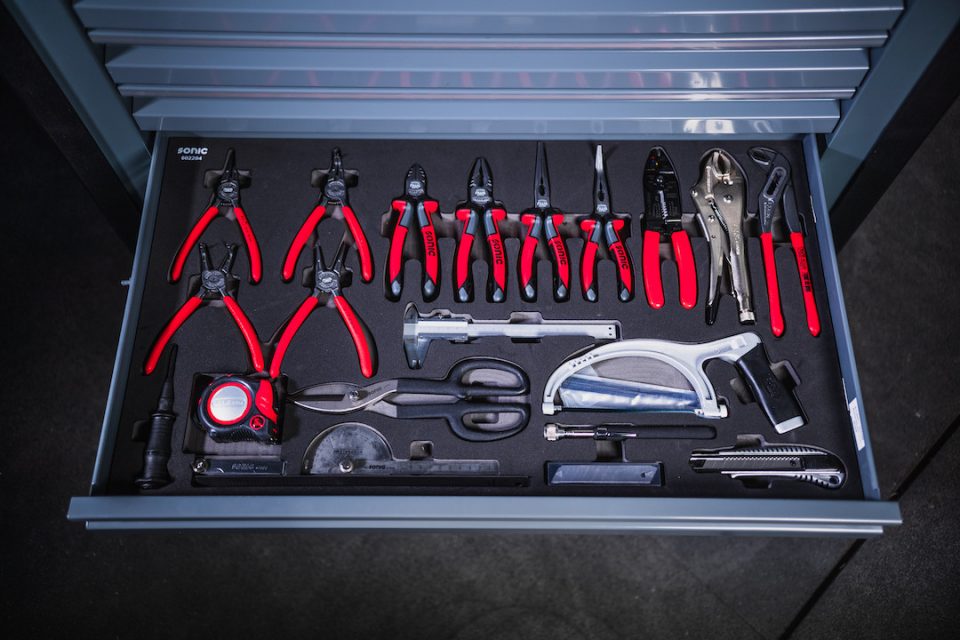 plier and cutting tool set
