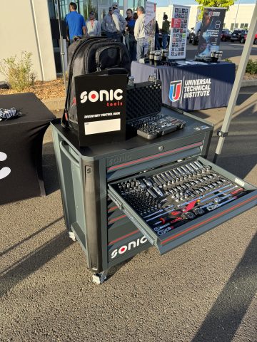 Sonic Tools Embraces the Future: Young Technicians Take Center Stage at SkillsUSA Oregon!