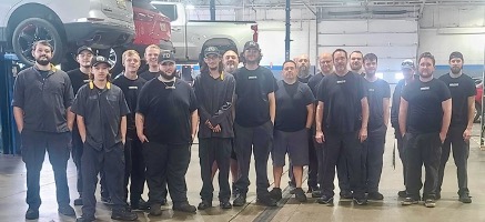 Sonic Tools Supports Career Growth in the Genthe Automotive TechJump Program